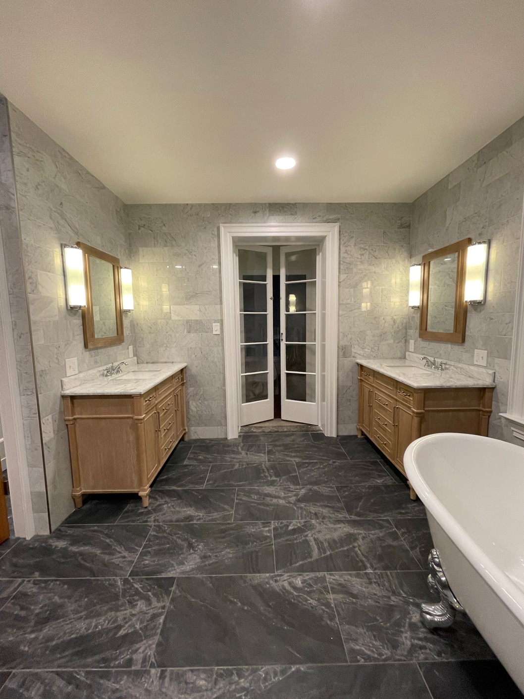 HMZ-Construction-dark-marble-bathroom