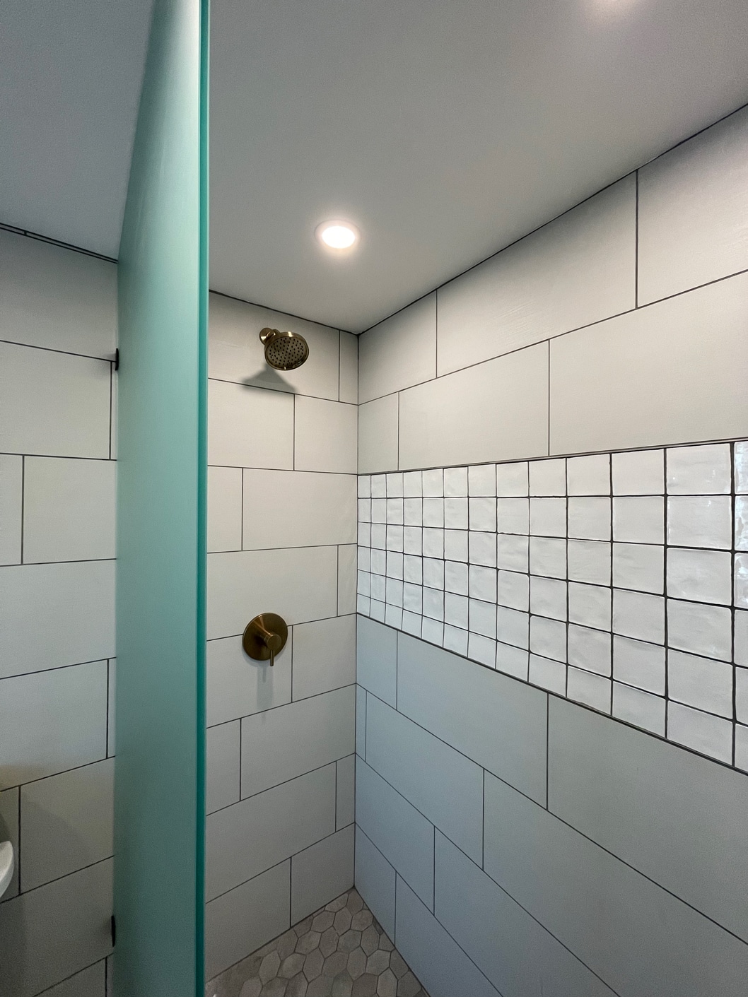 HMZ-Construction-simple-white-shower-remodel